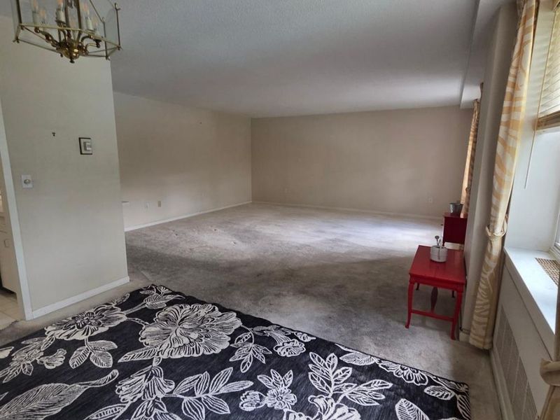 2444 Madison Road, Unit 210B, Cincinnati, OH 45208 Photo 23