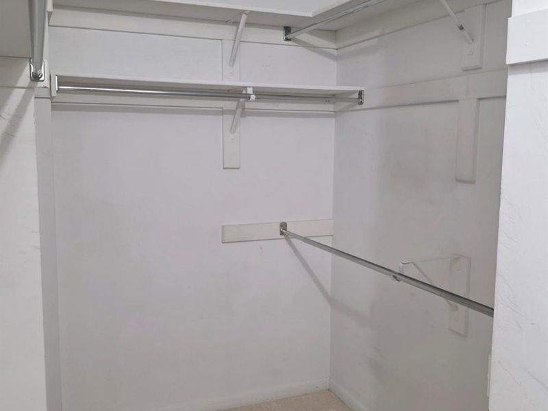 2444 Madison Road, Unit 210B, Cincinnati, OH 45208 Photo 28