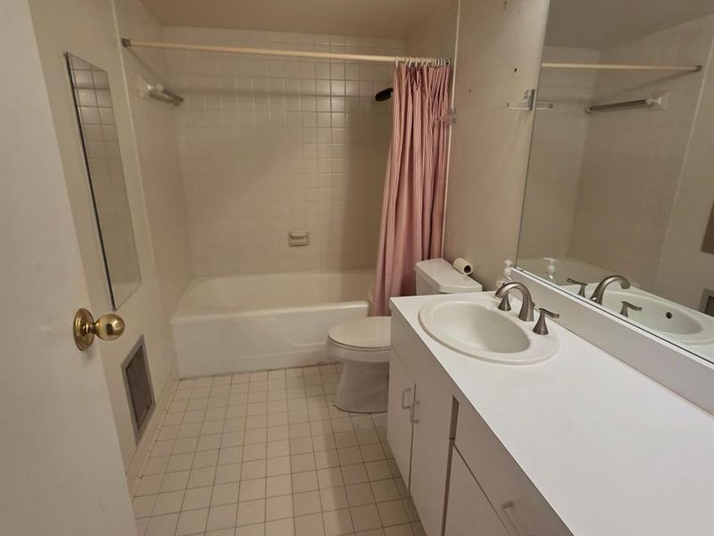 2444 Madison Road, Unit 210B, Cincinnati, OH 45208 Photo 29