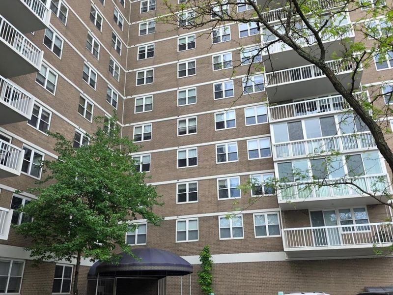 2444 Madison Road, Unit 210B, Cincinnati, OH 45208 Photo 3