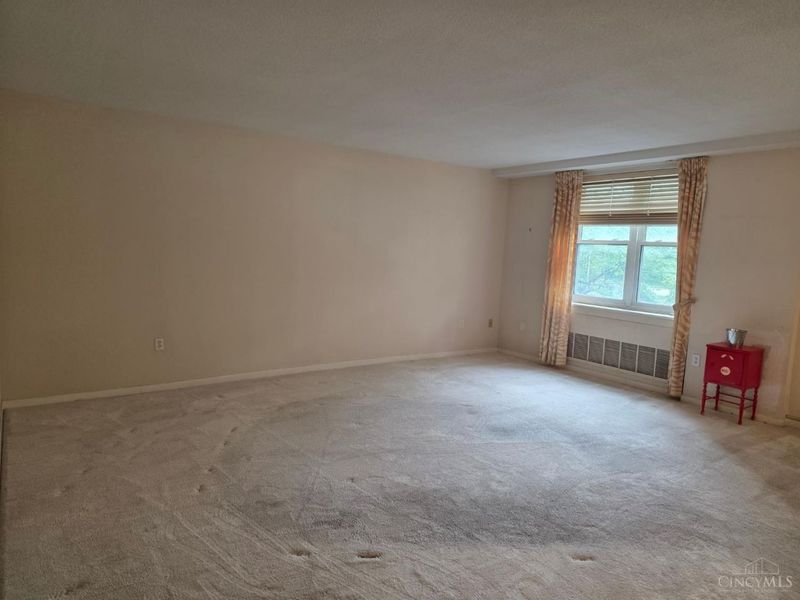 2444 Madison Road, Unit 210B, Cincinnati, OH 45208 Photo 9
