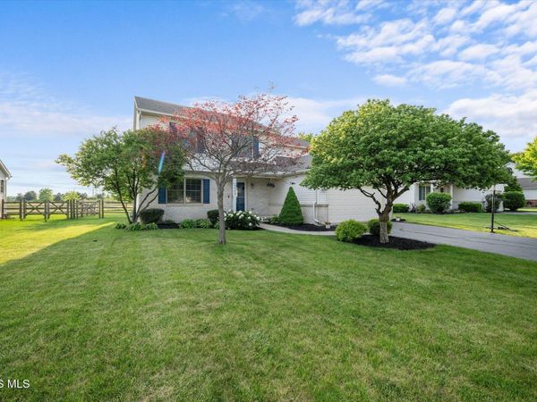 6065 Thomasville Court, Sylvania, OH 43560