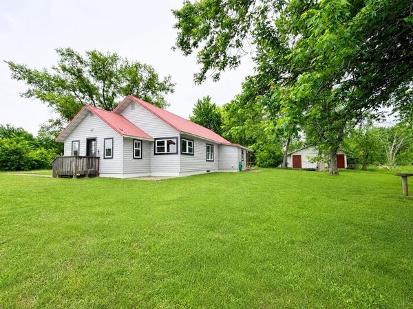 8830 Greentree Road , Mountain Grove, MO 65711