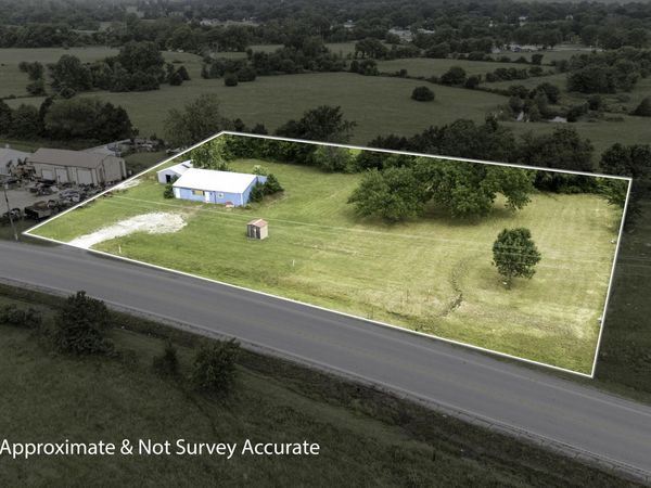 26095 State Highway 37 , Washburn, MO 65772