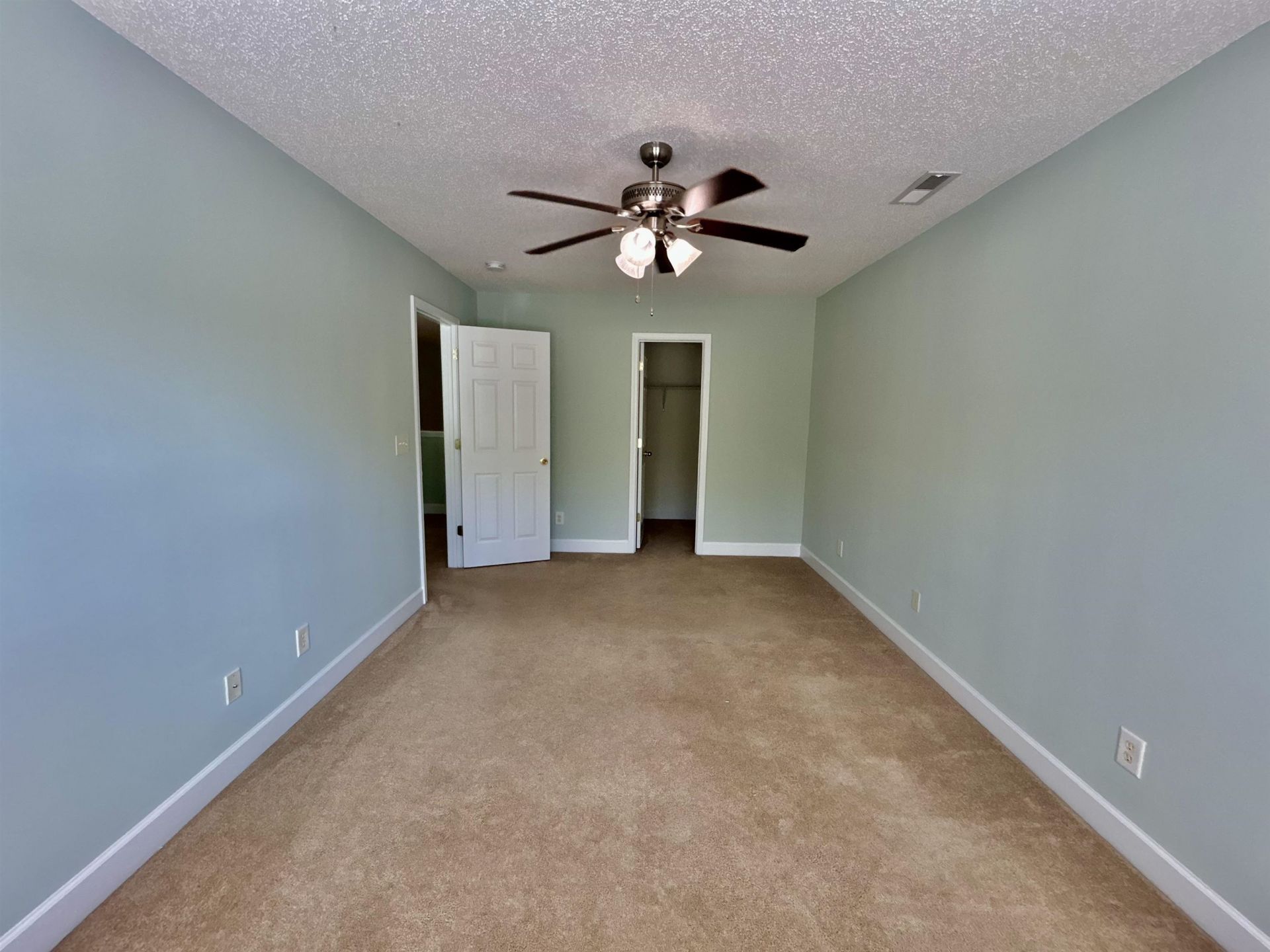 200 Mossy Stone Ct.  Photo 31