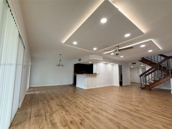 9717 N New River Canal Rd., Unit 406, Plantation, FL 33324