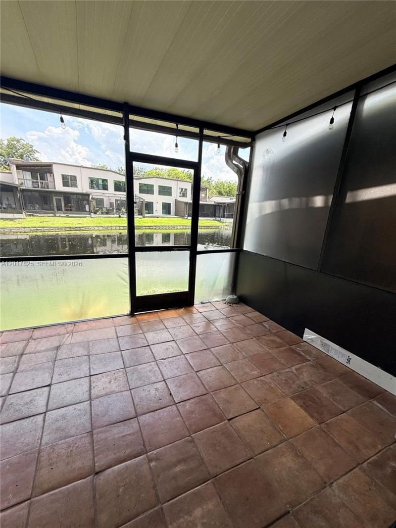 9717 N New River Canal Rd., Unit 406, Plantation, FL 33324 Photo