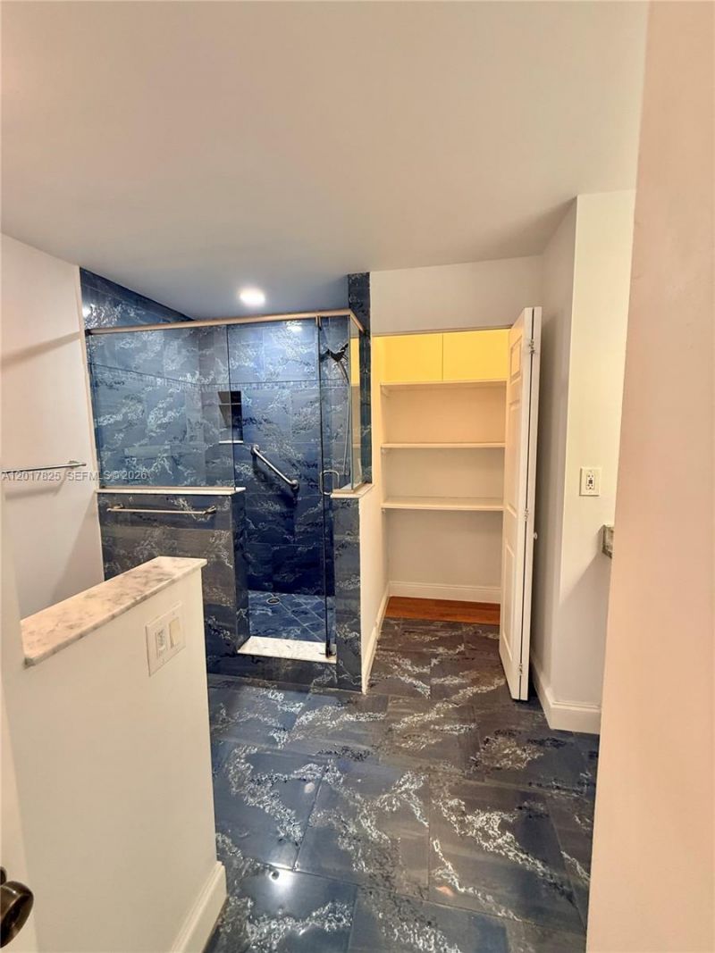 9717 N New River Canal Rd., Unit 406, Plantation, FL 33324 Photo