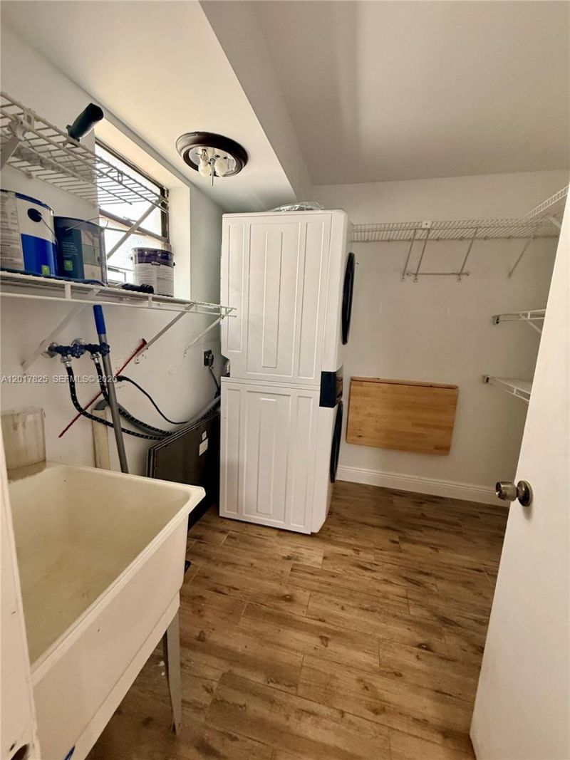 9717 N New River Canal Rd., Unit 406, Plantation, FL 33324 Photo