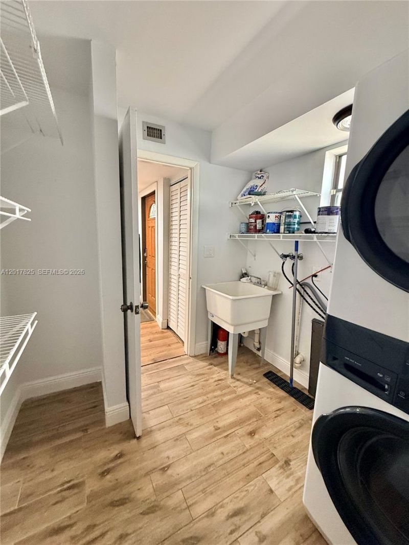 9717 N New River Canal Rd., Unit 406, Plantation, FL 33324 Photo