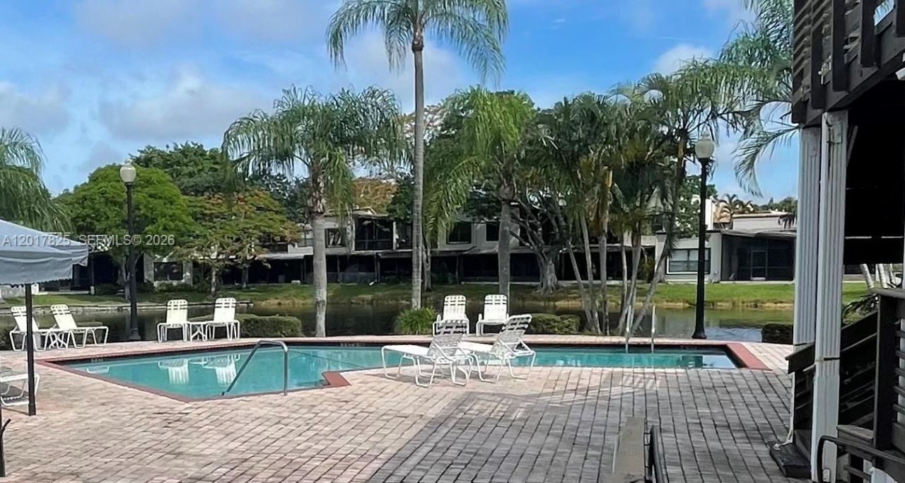 9717 N New River Canal Rd., Unit 406, Plantation, FL 33324 Photo