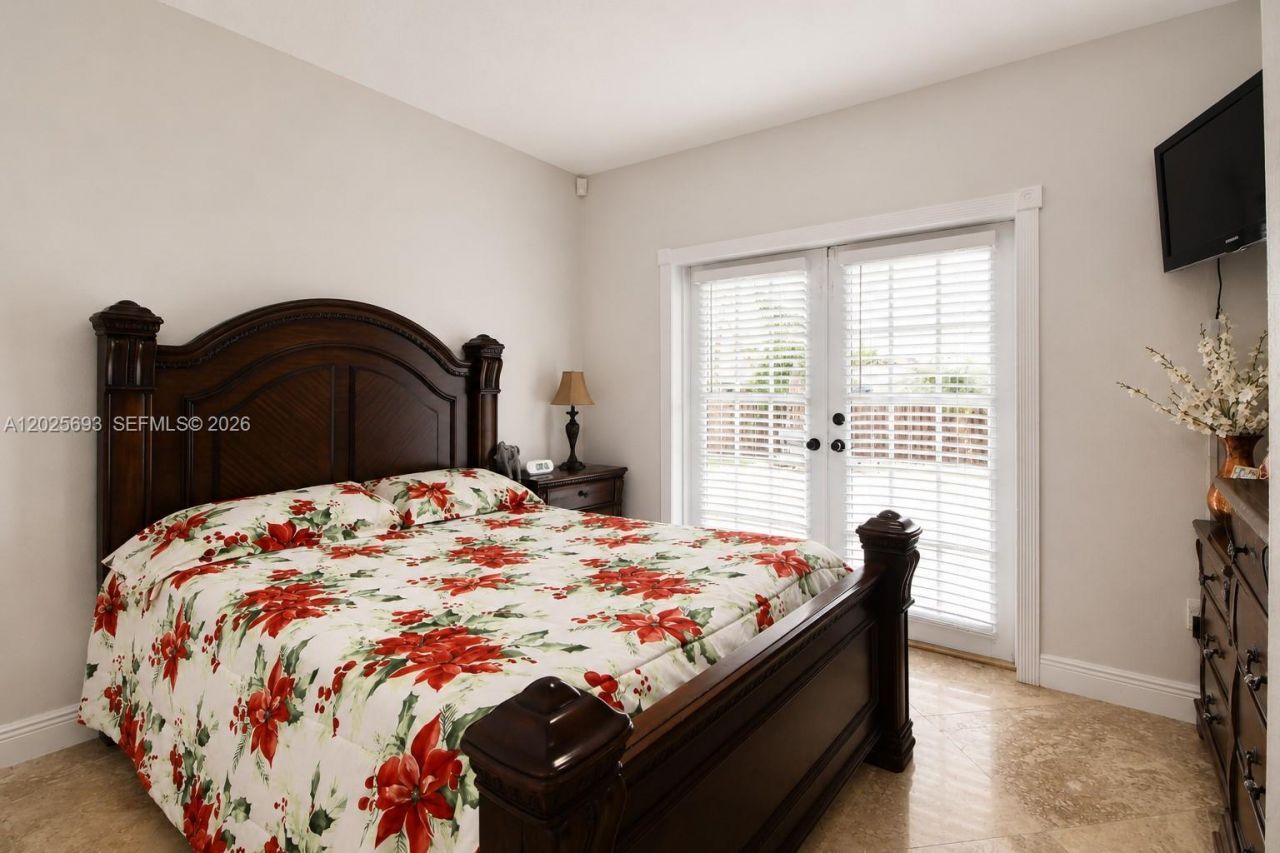 13282 SW 200th Ter, Miami, FL 33177 Photo