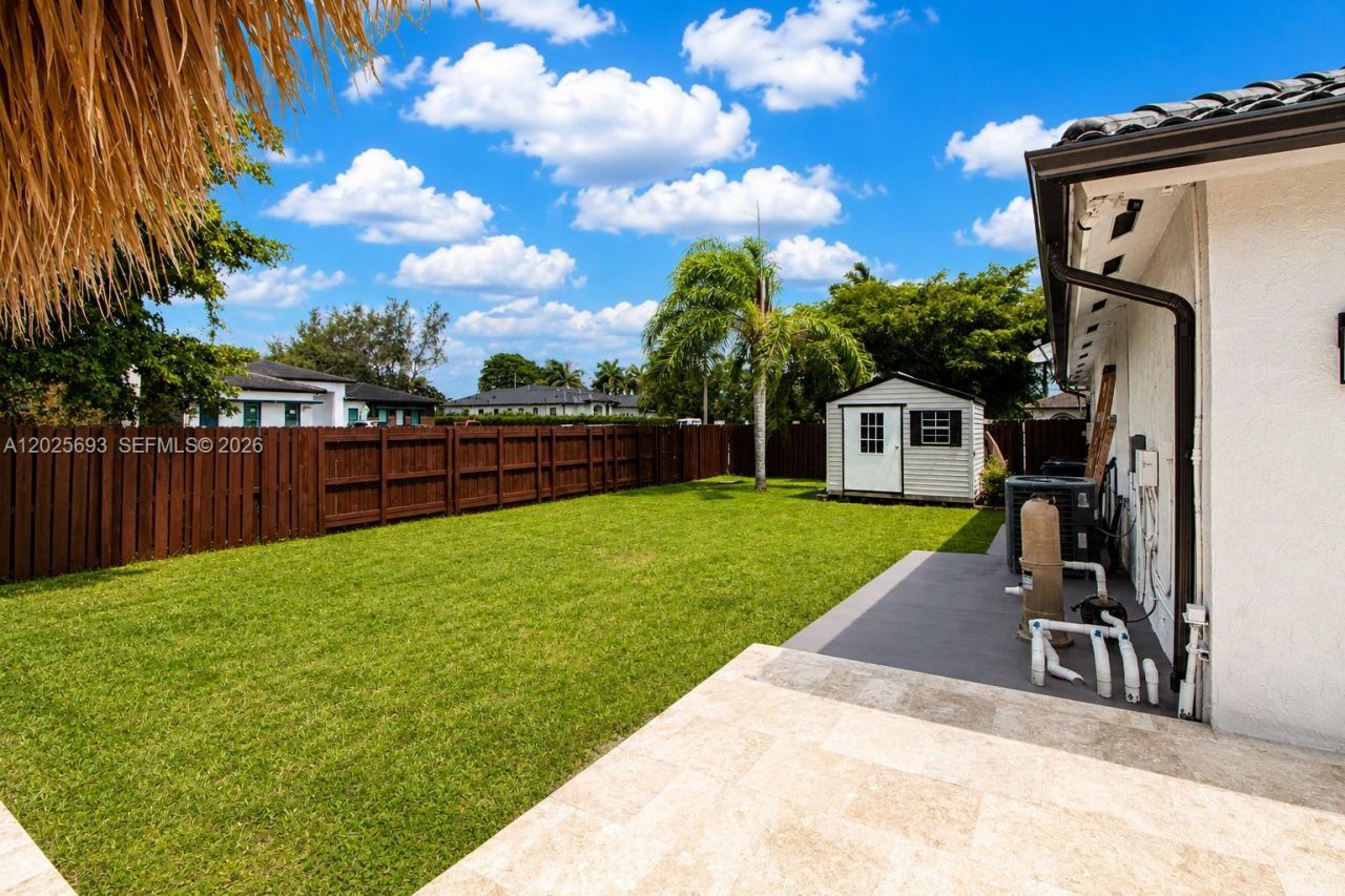 13282 SW 200th Ter, Miami, FL 33177 Photo