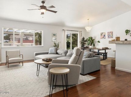 967 Julia Lane, Fernley, NV 89408 Photo