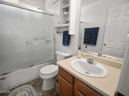 967 Julia Lane, Fernley, NV 89408 Photo