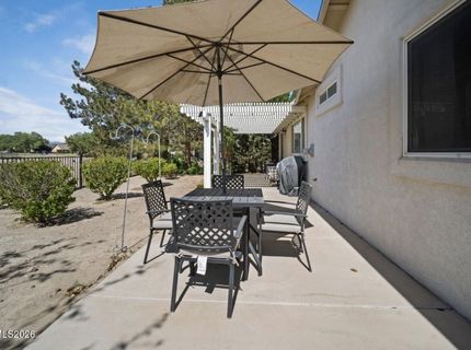 967 Julia Lane, Fernley, NV 89408 Photo