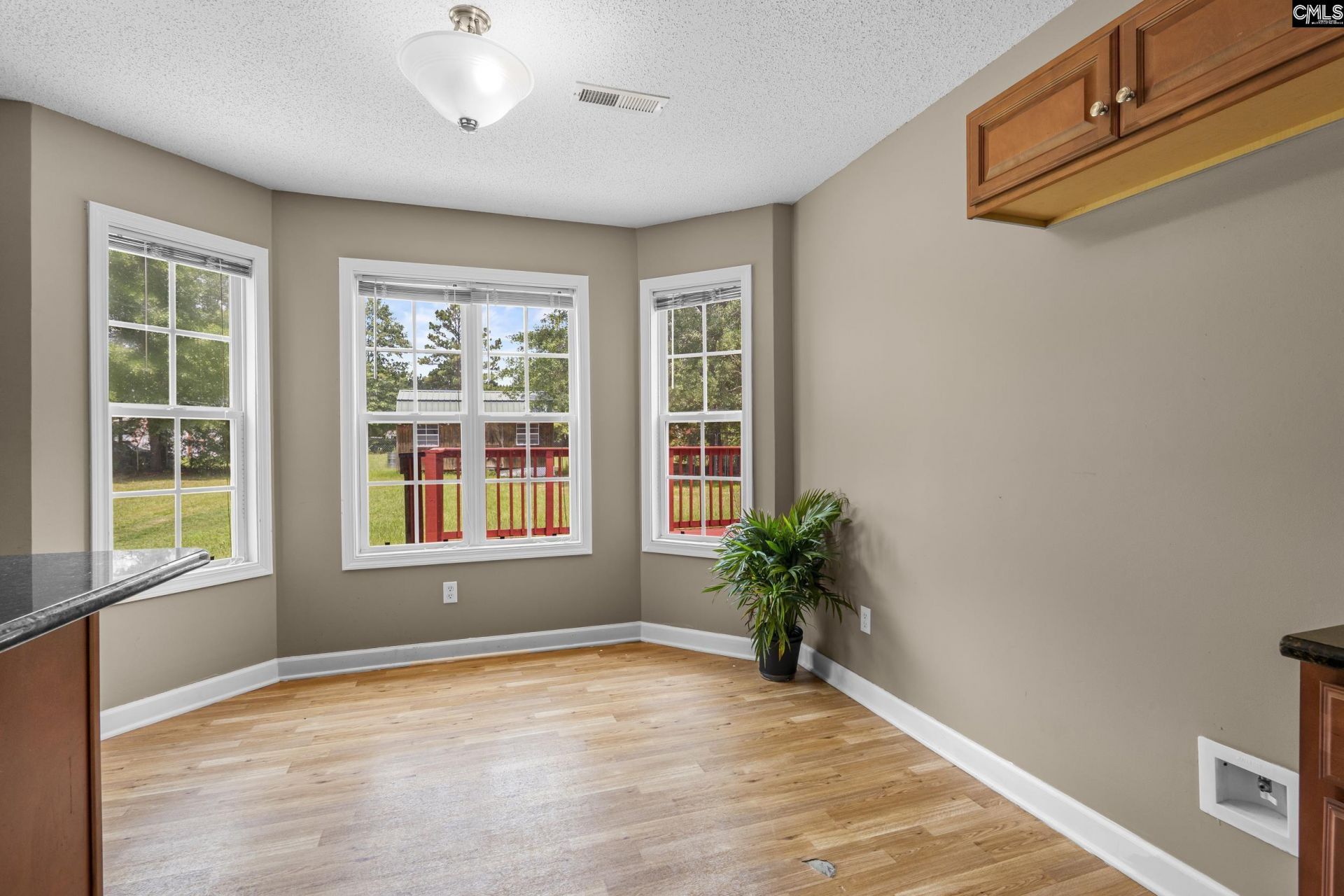 548 Eskie Dixon Road Photo 10