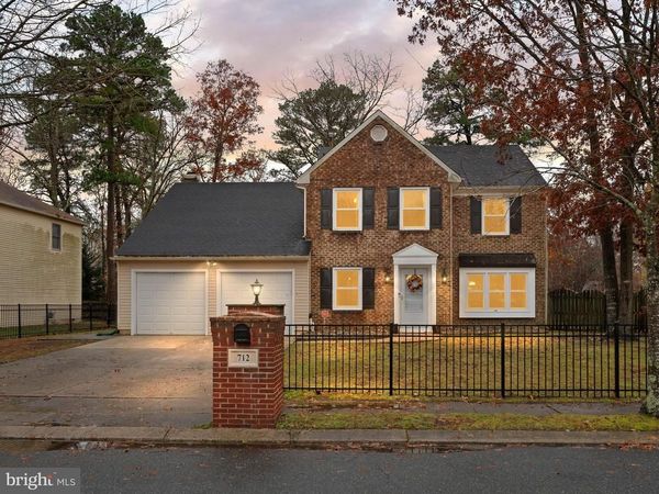 712 SCARBOROUGH DRIVE, EGG HARBOR TOWNSHIP, NJ 08234