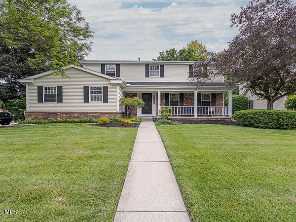 7301 Crosscut Road, Holland, OH 43528