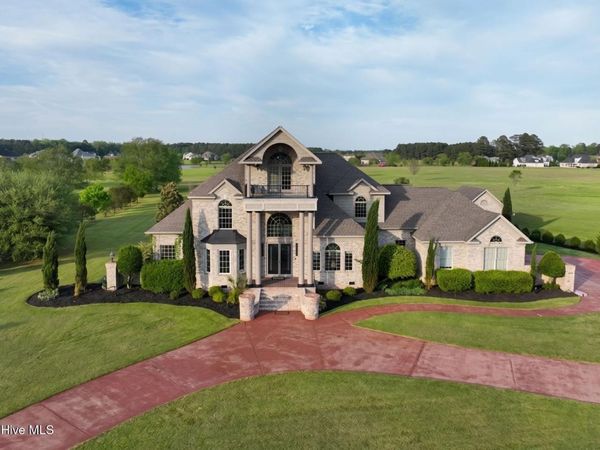 1223 Autumn Lakes Drive , Grimesland, NC 27837