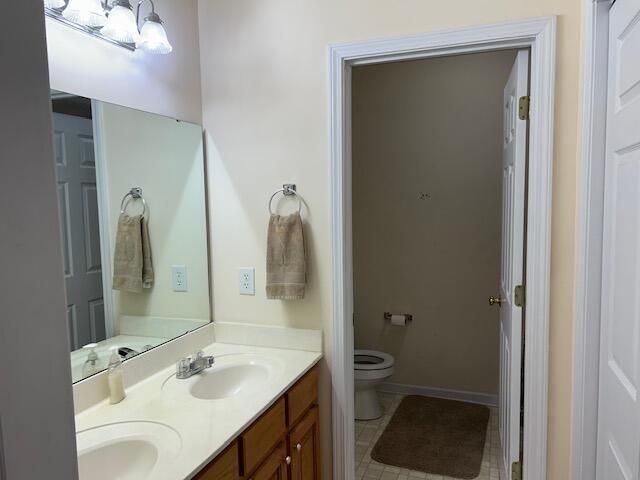 1152 Warrens Way Photo 10