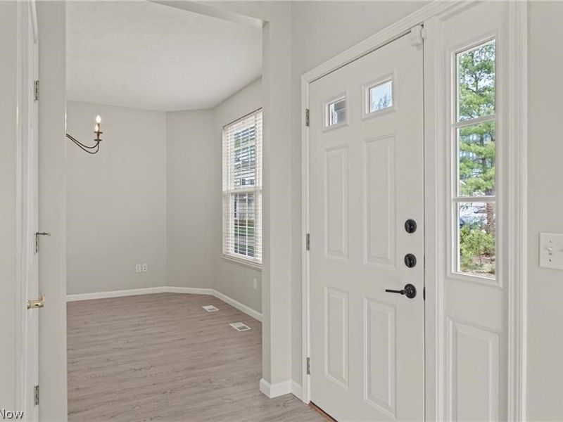 2547 Wyndgate Court, Unit 2547, Westlake, OH 44145 Photo 5