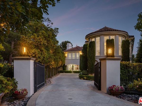 11730 Stonehenge Lane, Los Angeles, CA 90077