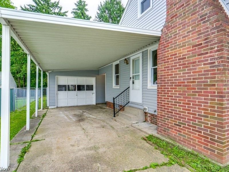 727 Franklin Road NE, Massillon, OH 44646 Photo 3