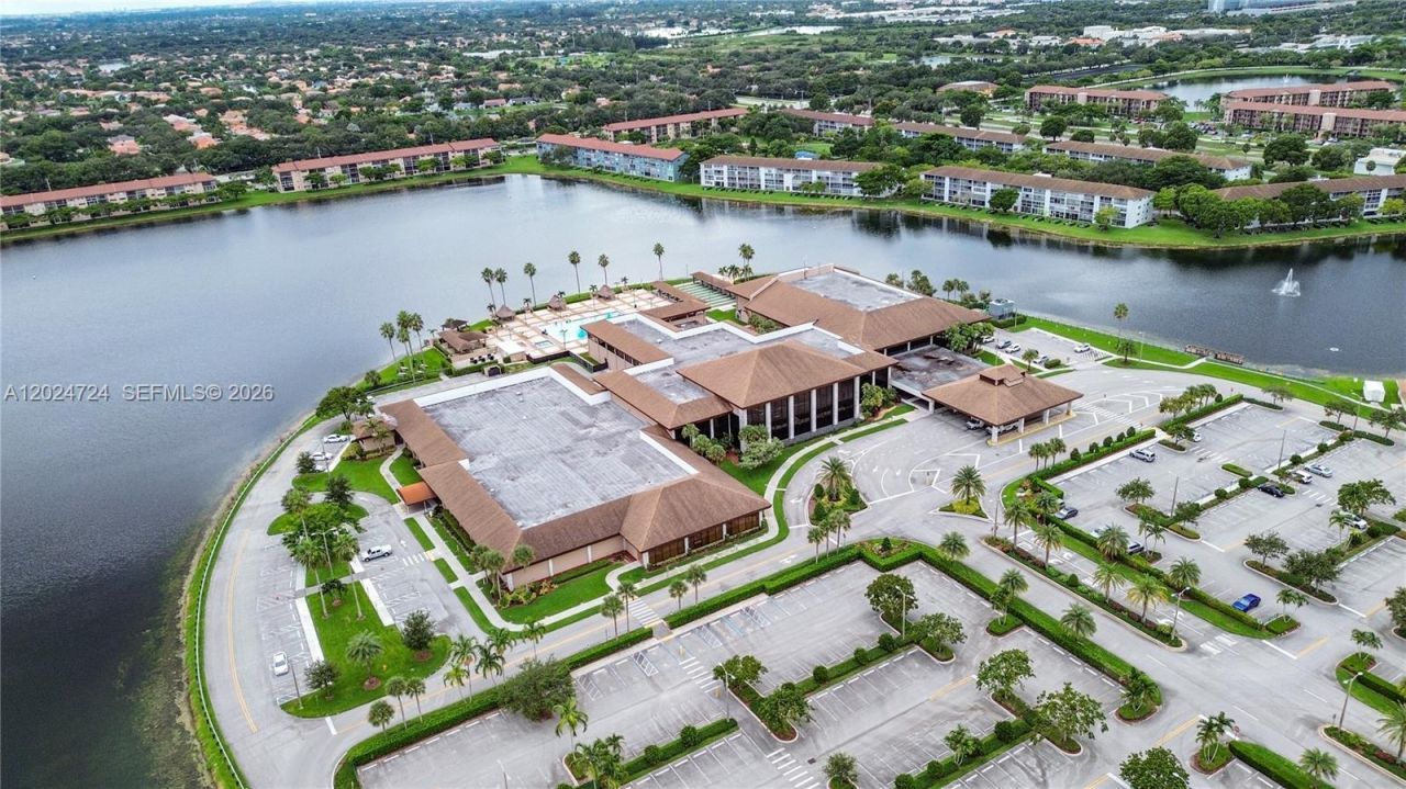850 SW 133rd Ter , Unit 106B, Pembroke Pines, FL 33027 Photo