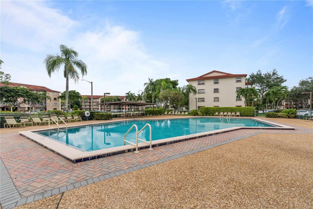 850 SW 133rd Ter , Unit 106B, Pembroke Pines, FL 33027 Photo