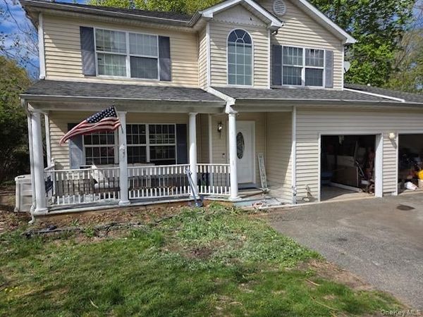 35 Sheep Pasture , Port Jefferson, NY 11777