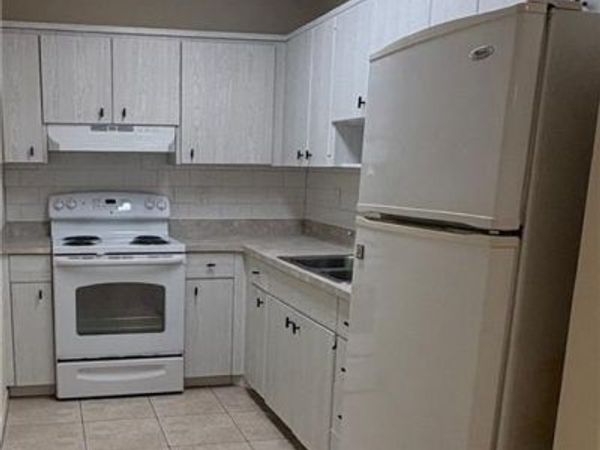 333 SE Martin Avenue, Unit 1F, Stuart, FL 34996