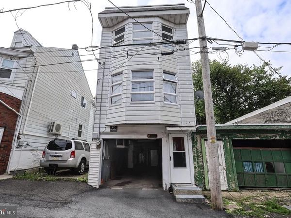 320 W NEW YORK STREET , SHENANDOAH, PA 17976