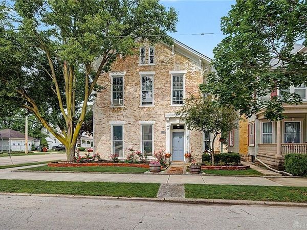 402 Broadway, Piqua, OH 45356