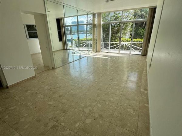10281 E Bay Harbor Dr , Unit C1, Bay Harbor Islands, FL 33154