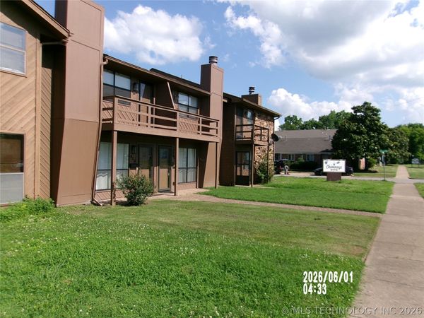 426 S Shawnee Avenue, Bartlesville, OK 74003