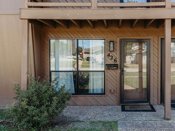 426 S Shawnee Avenue, Bartlesville, OK 74003