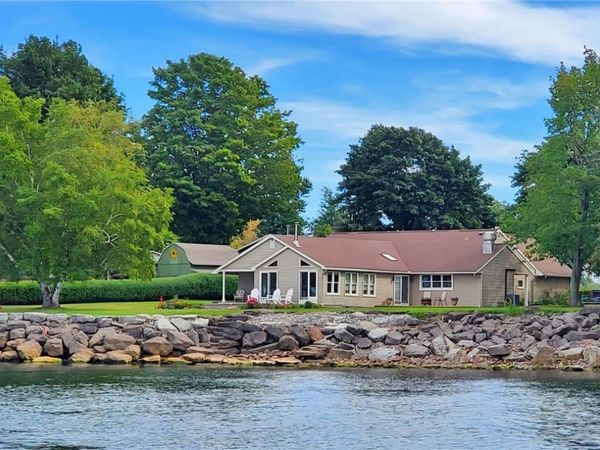 5493 Gates Drive, Williamson, NY 14589