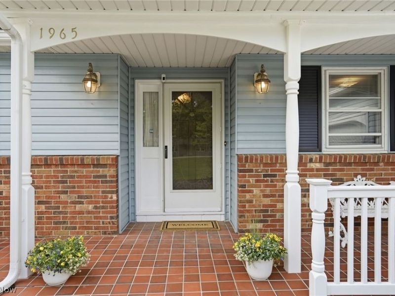 1965 Dunzweiler Drive, Zanesville, OH 43701 Photo 2