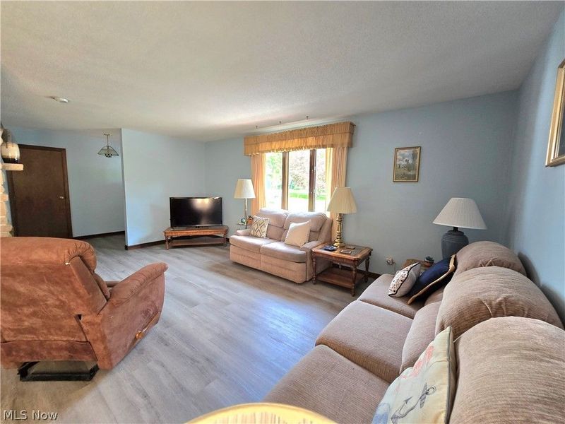 1965 Dunzweiler Drive, Zanesville, OH 43701 Photo 6