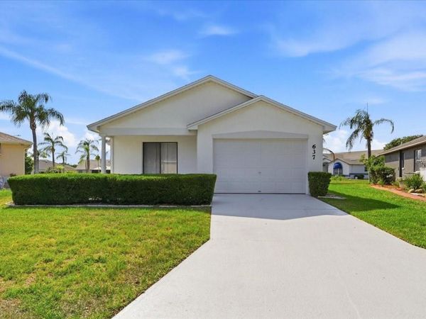 637 COCKATOO LOOP , LAKELAND, FL 33809