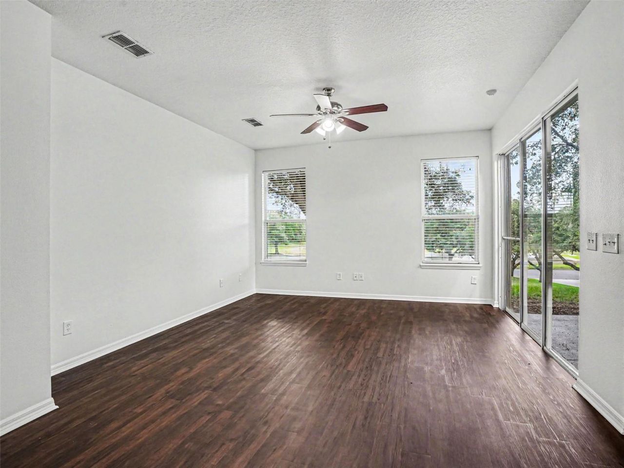 526 Azalea Bloom Drive, Apopka, FL 32712 Photo