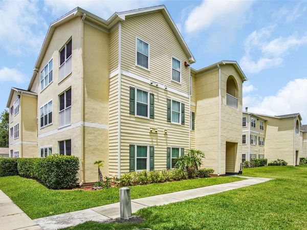 18245 BRIDLE CLUB DRIVE, TAMPA, FL 33647