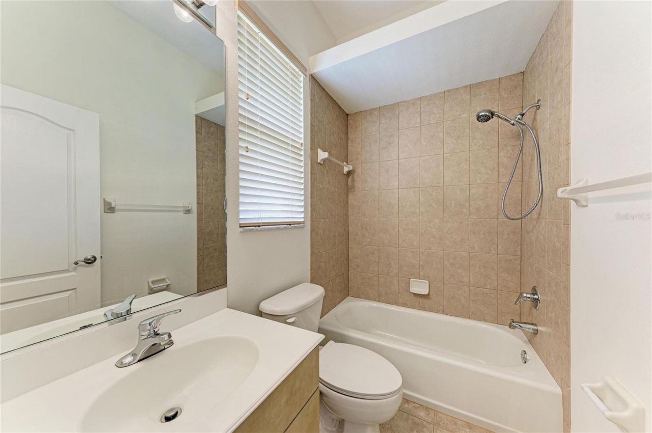 5605 Lake Paddock Circle, Parrish, FL 34219 Photo