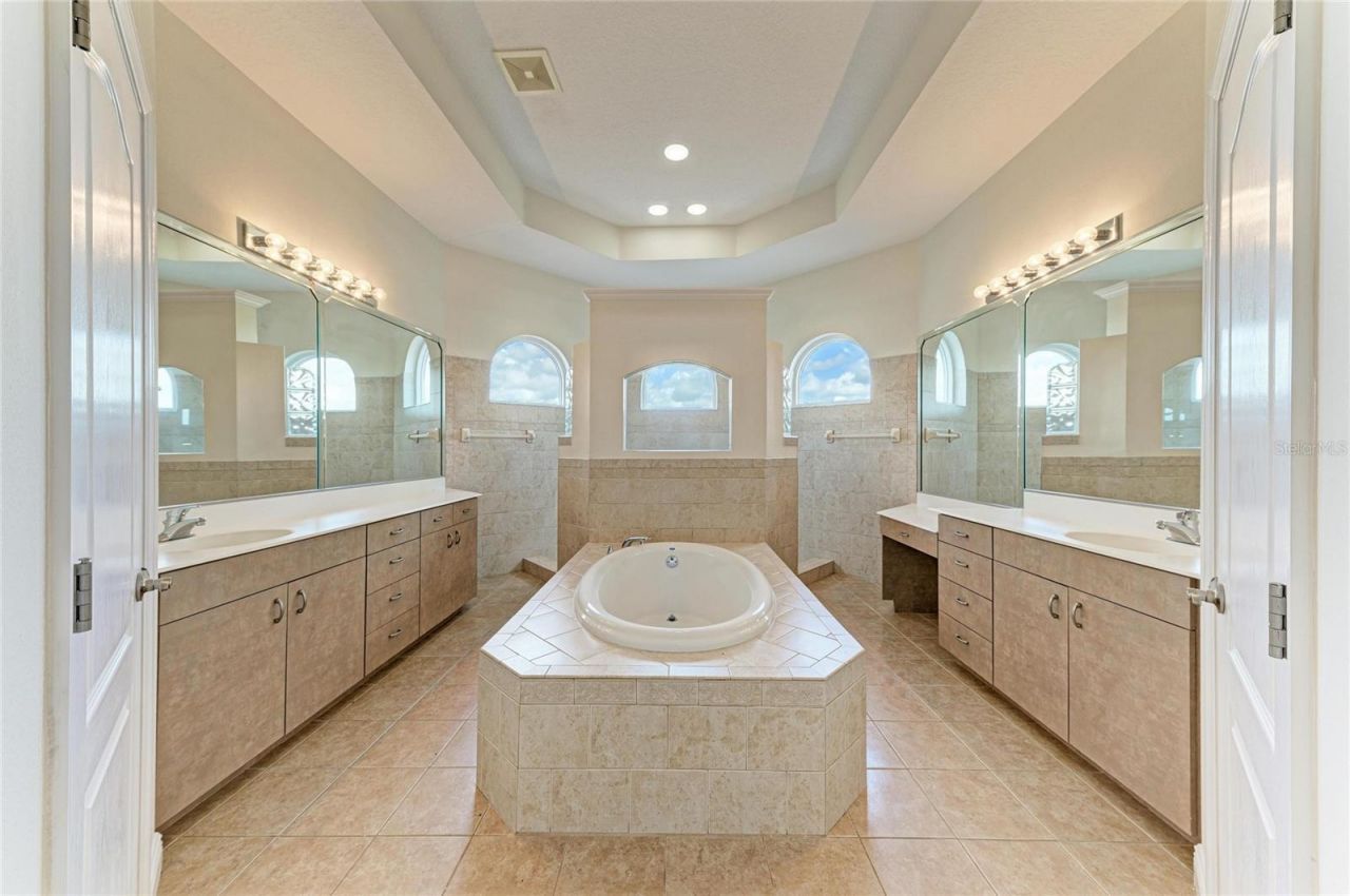 5605 Lake Paddock Circle, Parrish, FL 34219 Photo