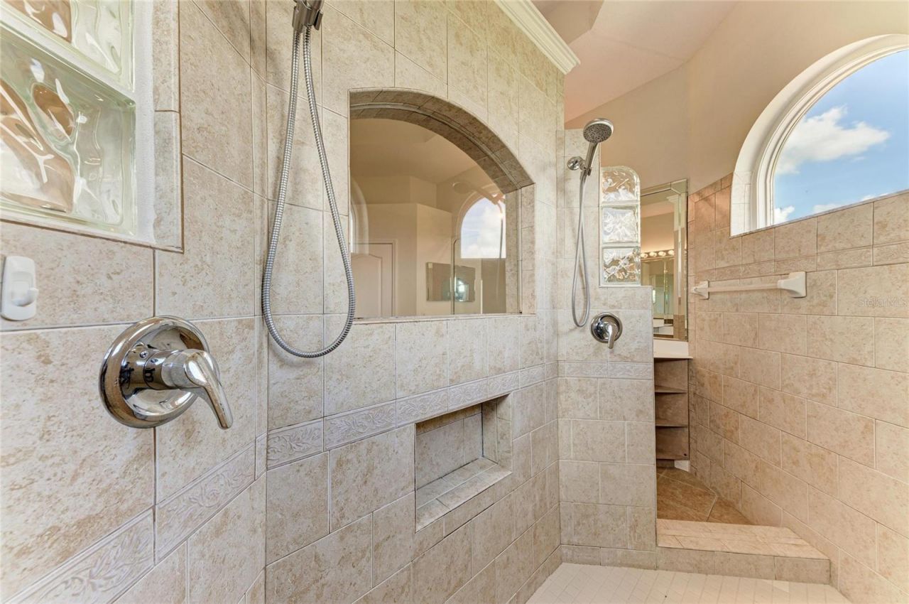 5605 Lake Paddock Circle, Parrish, FL 34219 Photo