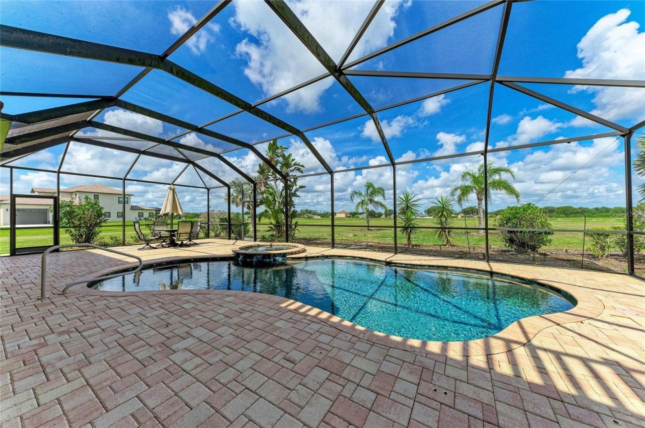5605 Lake Paddock Circle, Parrish, FL 34219 Photo