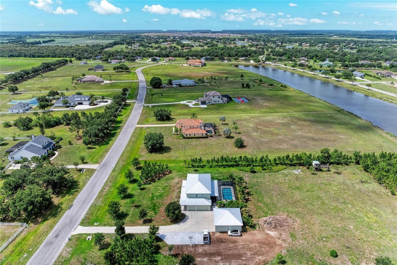 5605 Lake Paddock Circle, Parrish, FL 34219 Photo