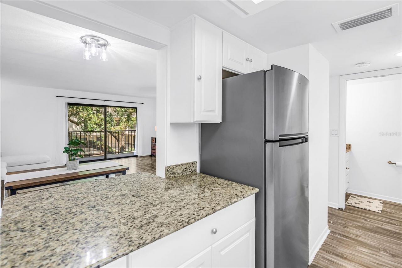 105 4th Avenue Ne, Unit 220, Saint Petersburg, FL 33701 Photo
