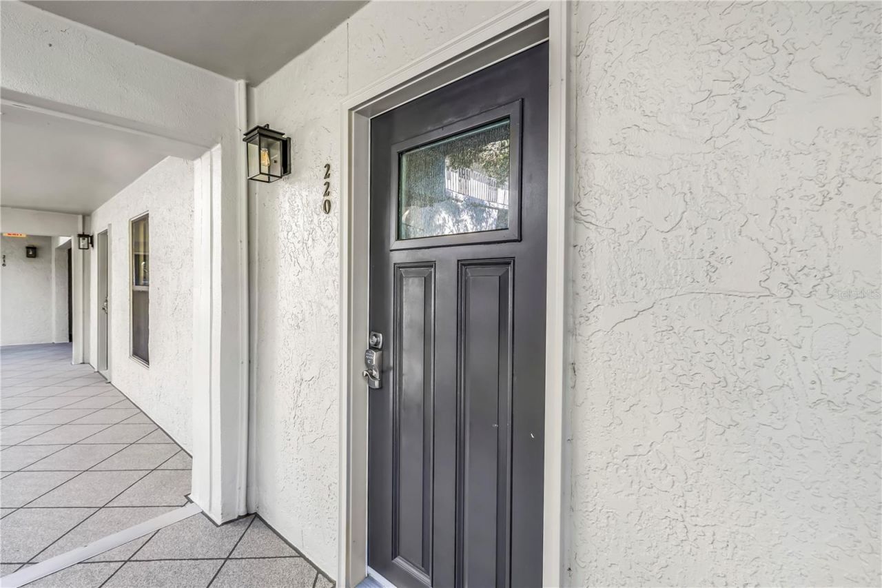 105 4th Avenue Ne, Unit 220, Saint Petersburg, FL 33701 Photo